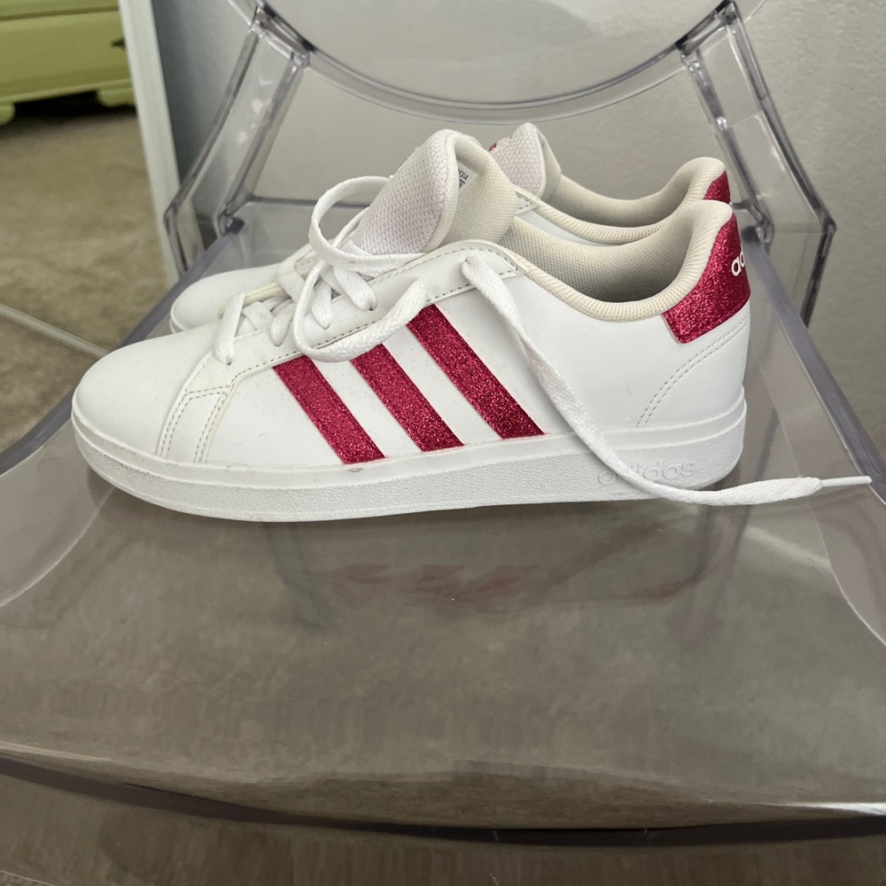 Adidas girls Tennis Shoes White Pink Sparkle Size 5.5